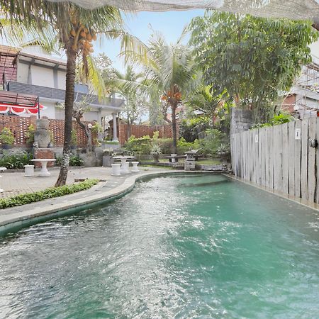 Reddoorz Near Stadion Kompyang Sujana Bali Denpasar Exteriör bild