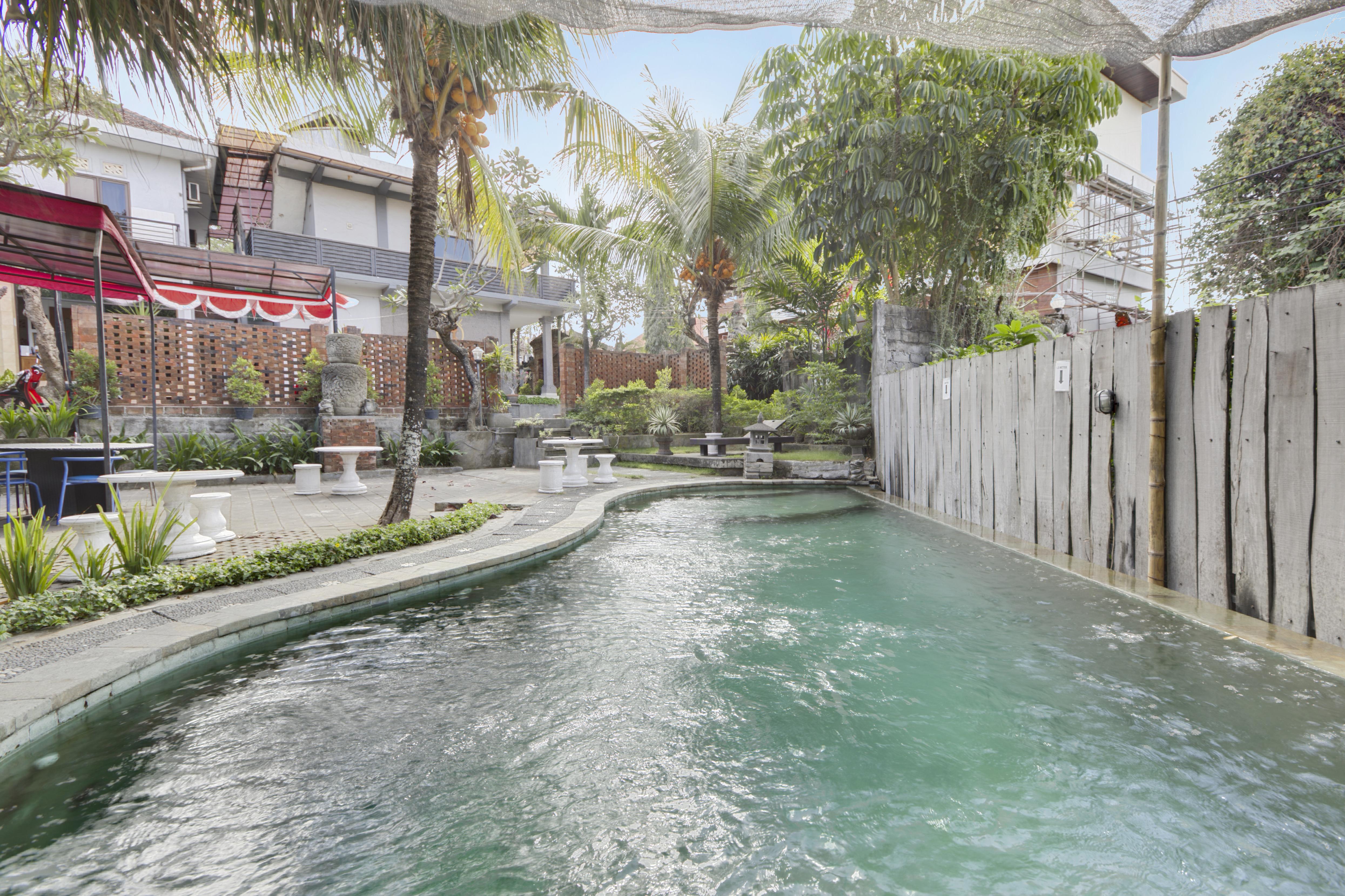 Reddoorz Near Stadion Kompyang Sujana Bali Denpasar Exteriör bild