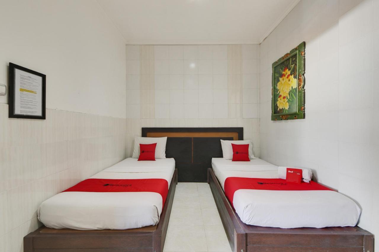 Reddoorz Near Stadion Kompyang Sujana Bali Denpasar Exteriör bild